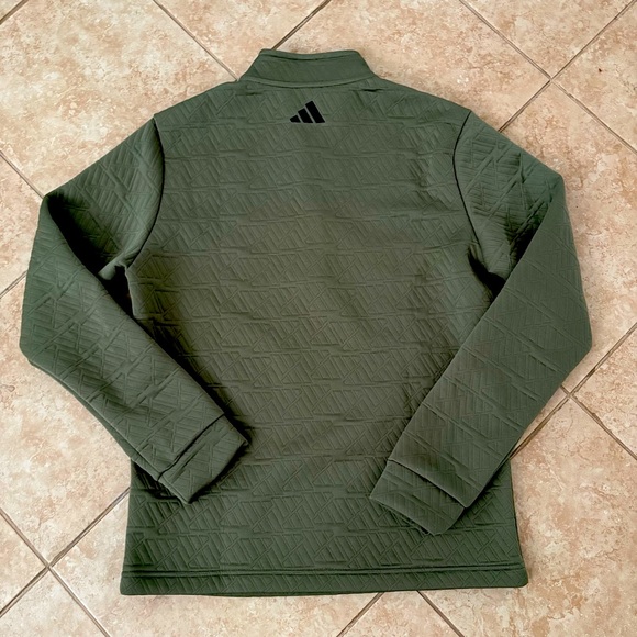Adidas Olive Green half zip grid quilted logo graphic - Picture 6 of 10